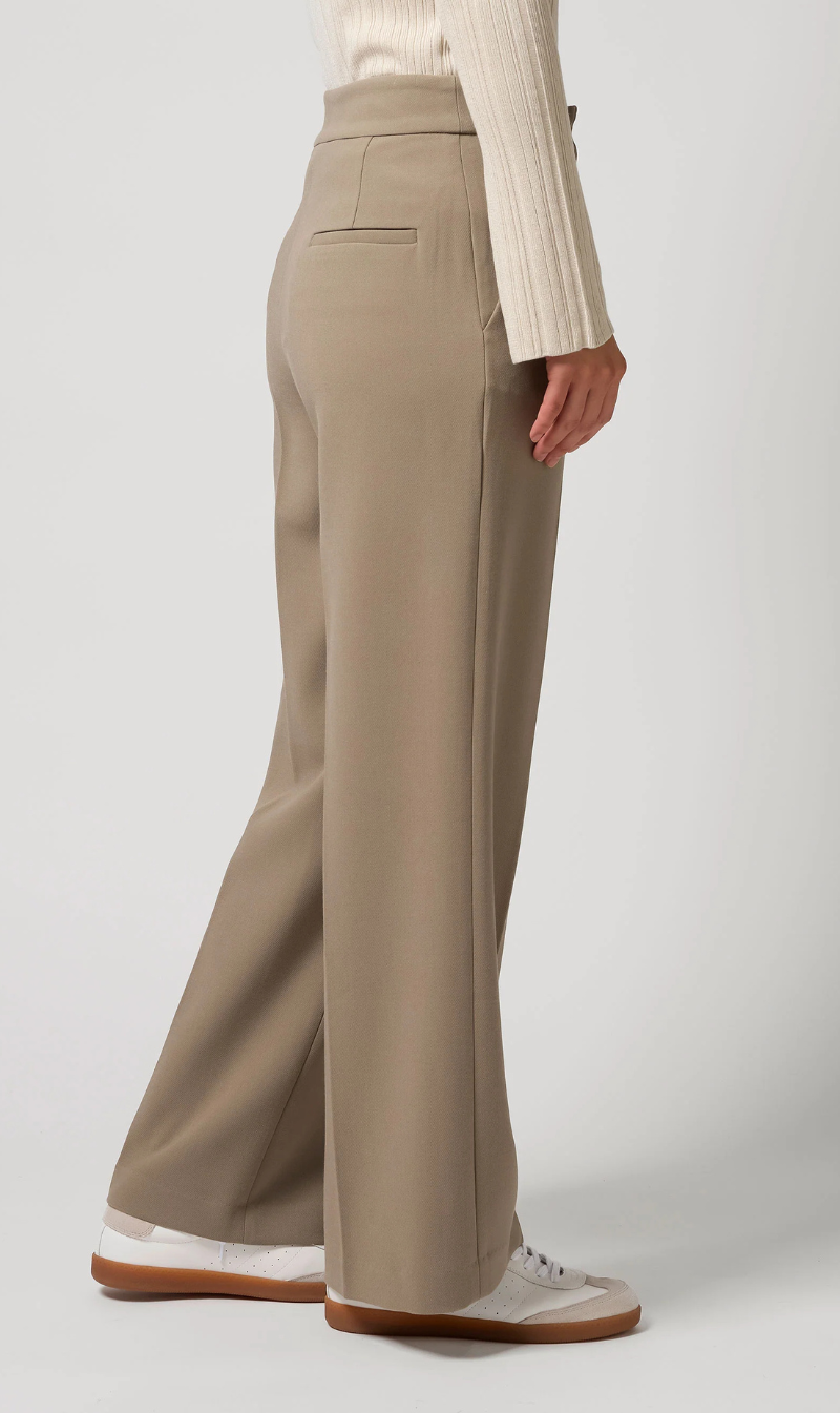 Women’s High-Rise Wide-Leg Trousers