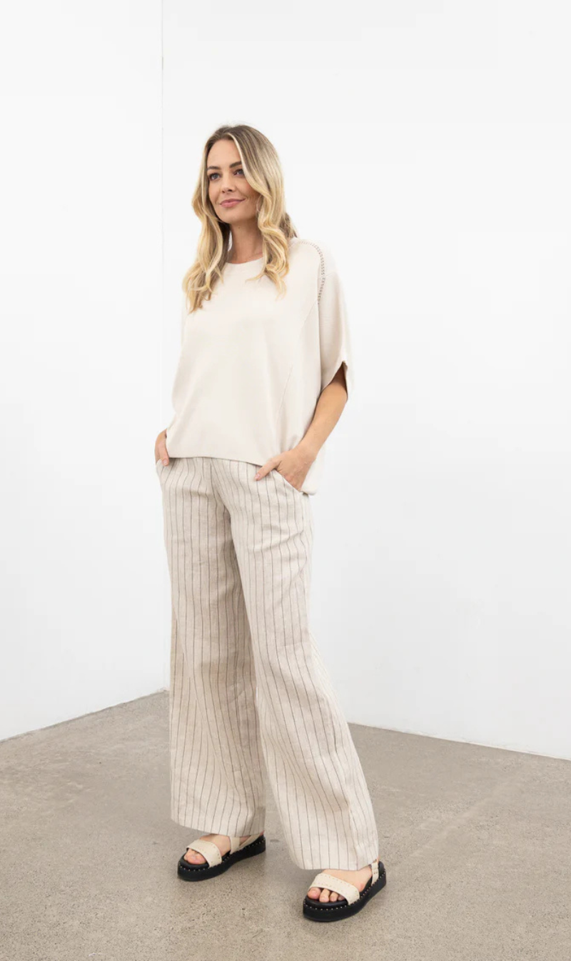 Women’ Knit Top and Pants Set