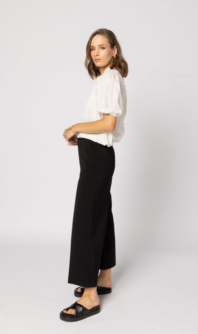 Cropped Pants