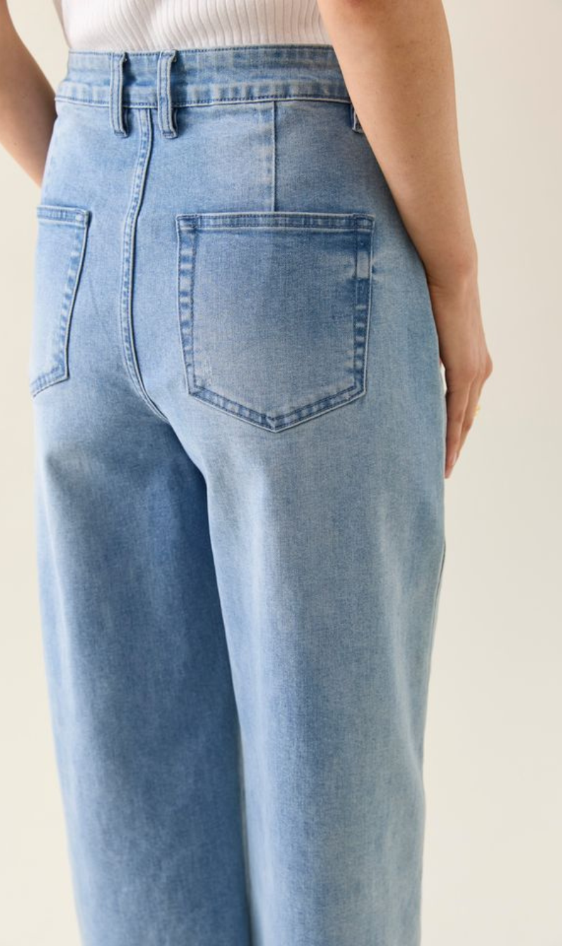 High-rise wide-leg frayed jeans