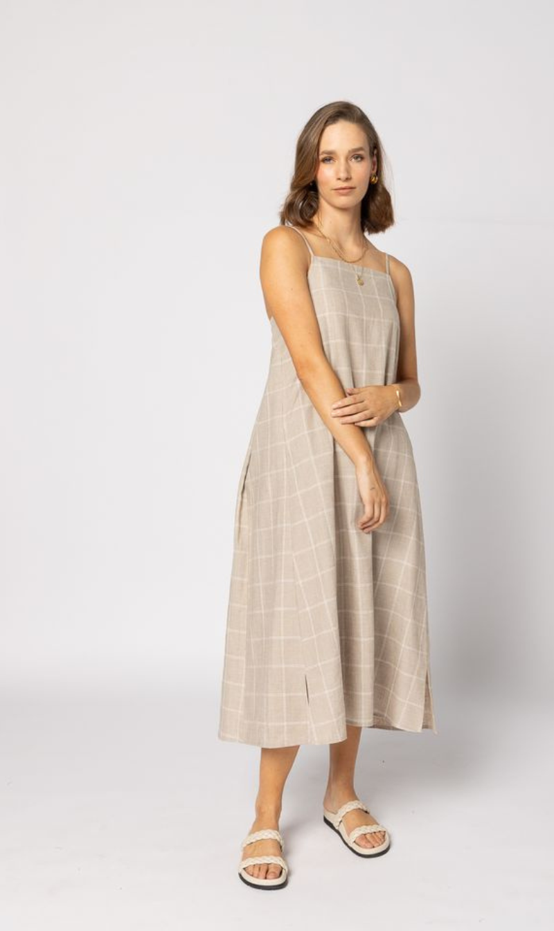 Square Neck Pocket Midi Dress