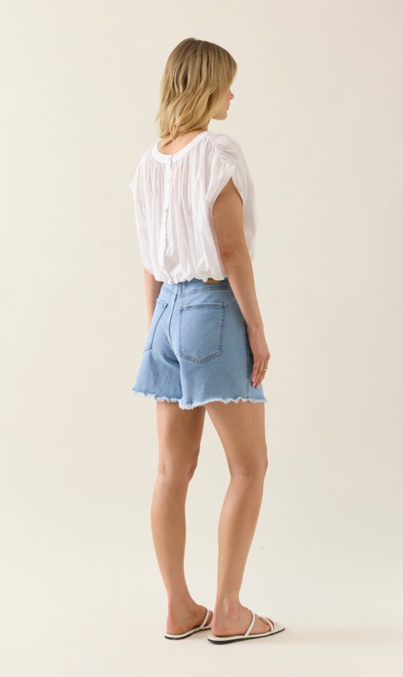 High-waisted frayed shorts
